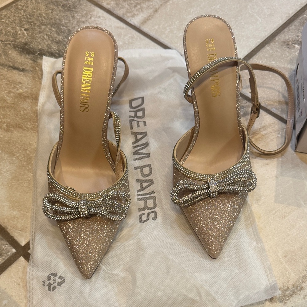 Dream Pairs Women's Sparkling Bow Heels - Gold